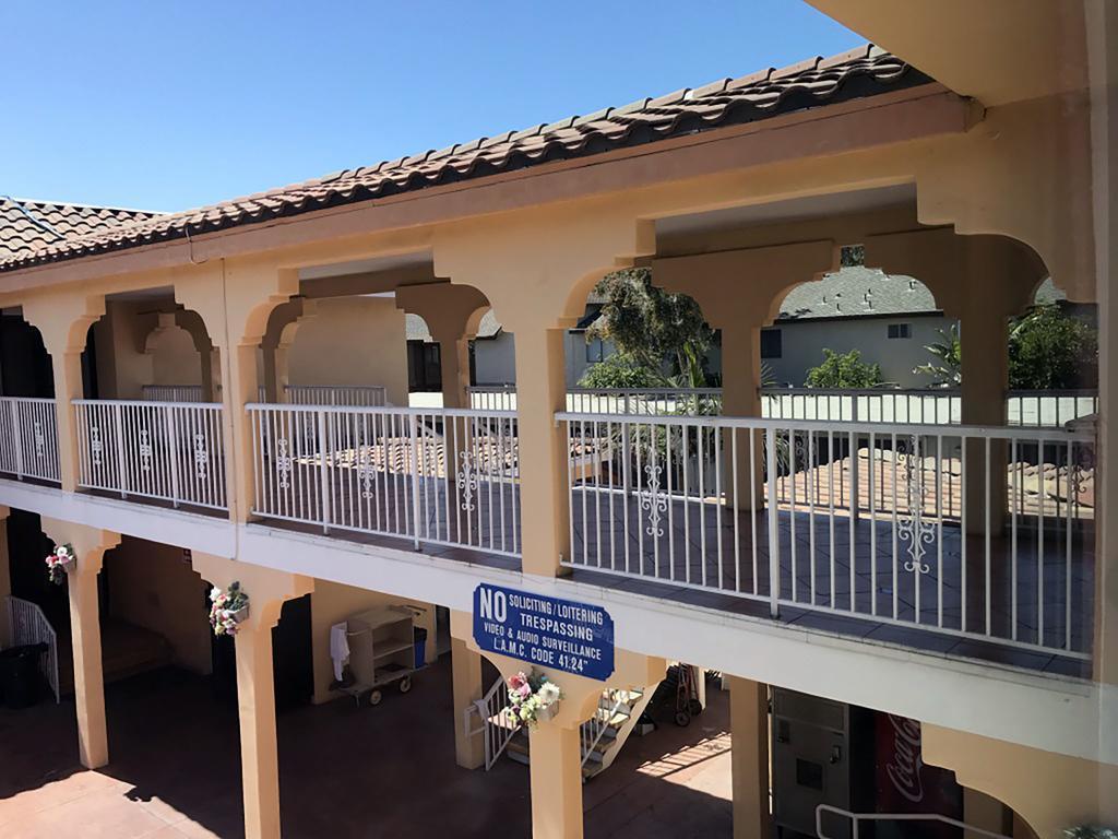 Starlight Inn Canoga Park Лос Анджелис Екстериор снимка